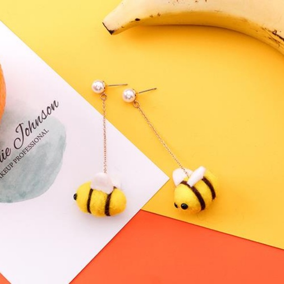 Unique Zone Jewelry - ❤️️NEW UNIQUE Cute Bee Handmade Earrings Y3